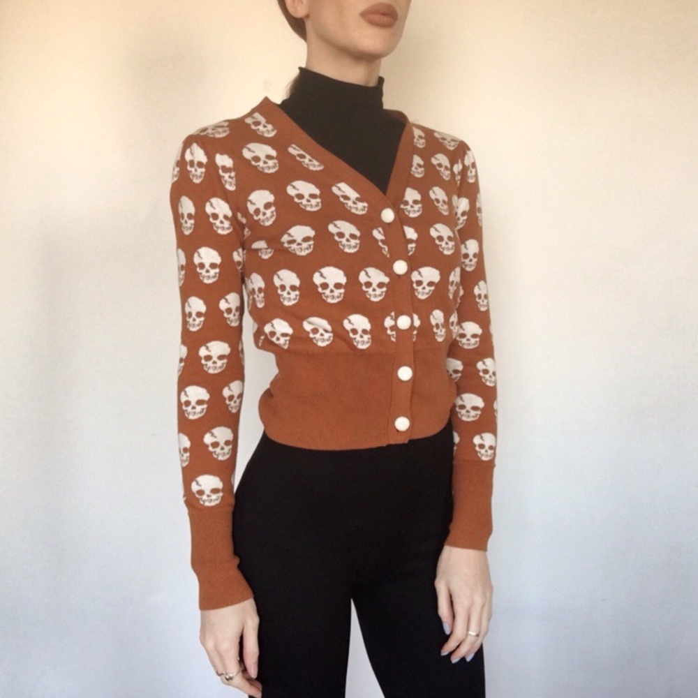 Knit skull halloween sweater tcec size S/M